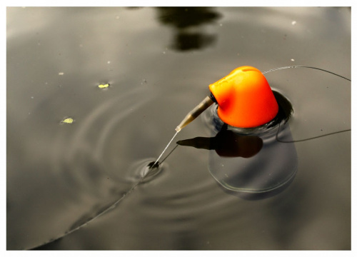 Ловля карпа с поверхности; вес: 24гр; для использования In-line; поставляется с оснасткой фото 3 Поплавок для ловли с поверхности FOX Exocet® Controller Floats Large фото 3