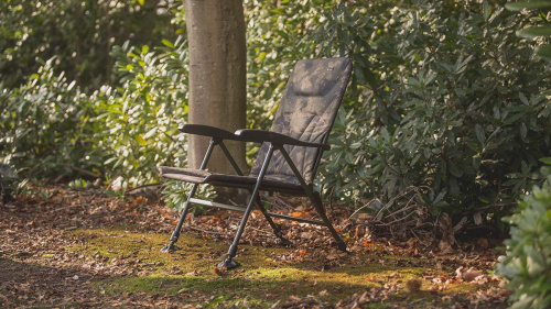 Кресло с откидной спинкой SOLAR UnderCover Recliner Chair Кресло с откидной спинкой SOLAR UnderCover Recliner Chair